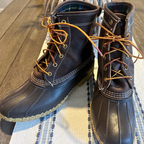 L.L.Bean Bean Boots – Size 8 Brown Leather Duck Boots, Waterproof, New - Picture 10 of 10